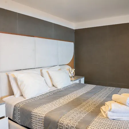 Santo Antonio Bay View East Apartment